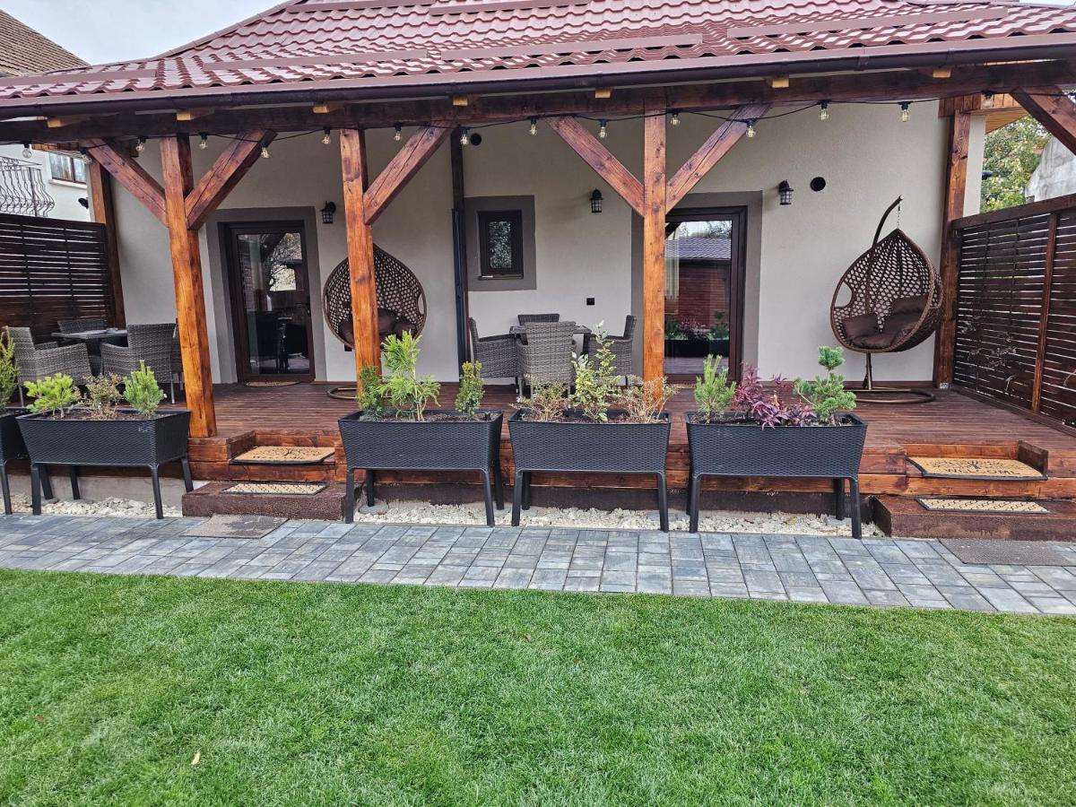 Arbor Inn Μπρασόβ Εξωτερικό φωτογραφία