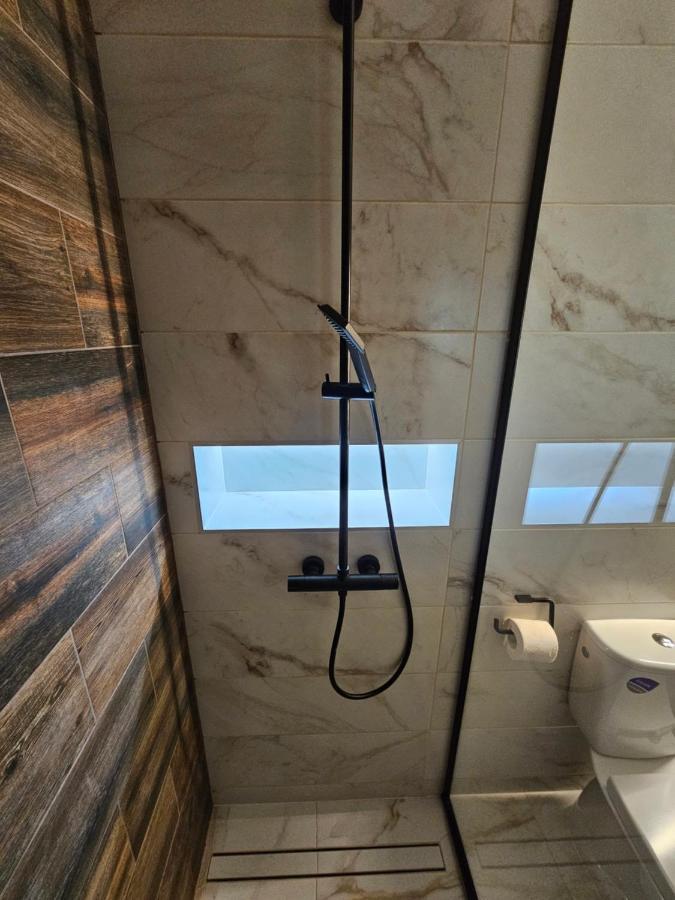 Arbor Inn Μπρασόβ Εξωτερικό φωτογραφία